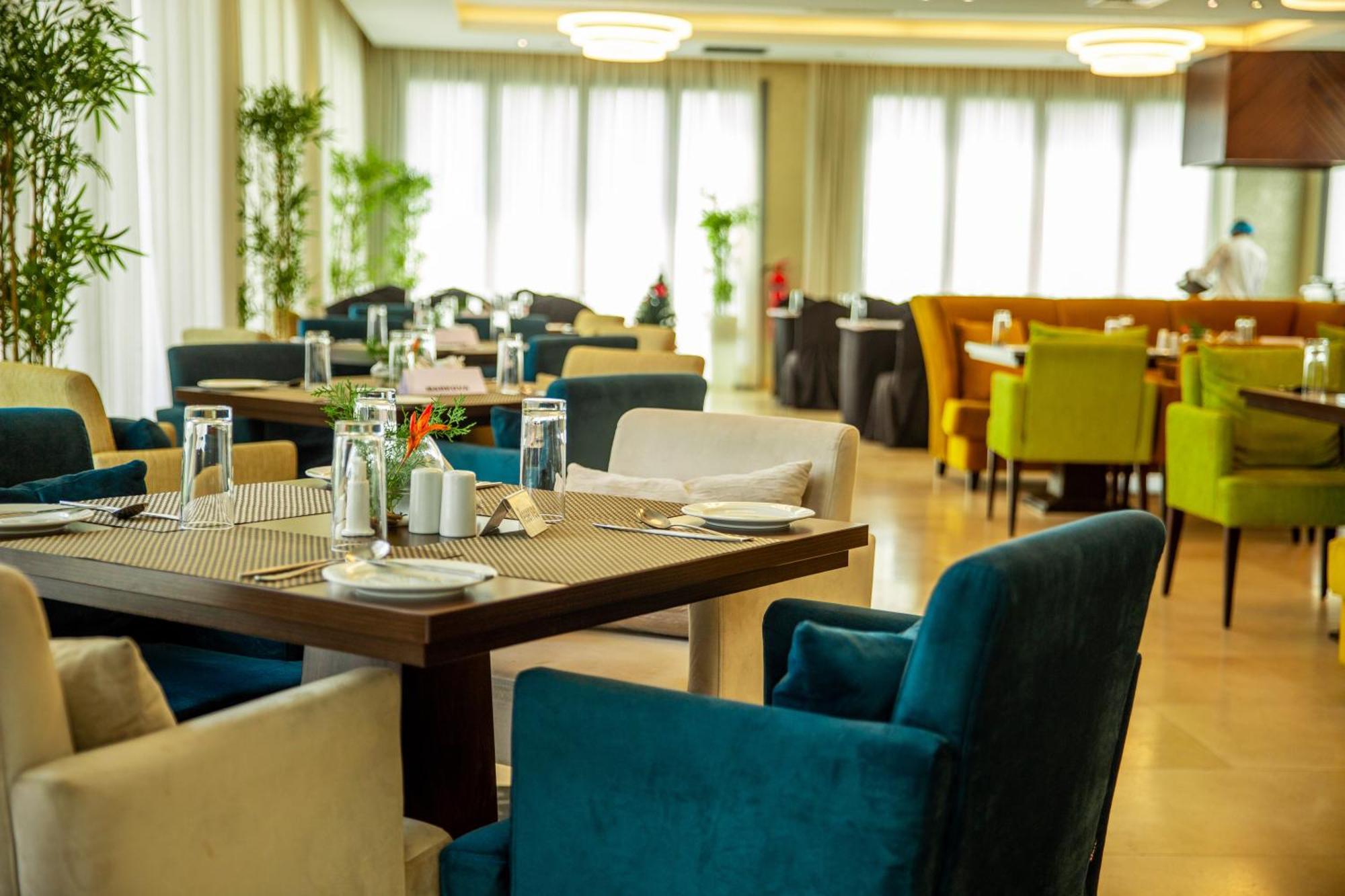 Lakowe Lakes Hotel, Golf And Country Estate By Newmark Lagos Luaran gambar